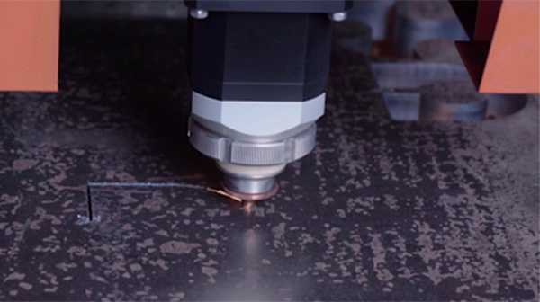 VF6025 carbon steel laser cutting