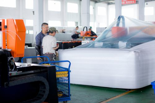 Fully Enclosed Fiber Laser Cutting Machine (High Power)